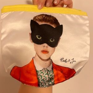 Paul&Joe Makeup Pouch